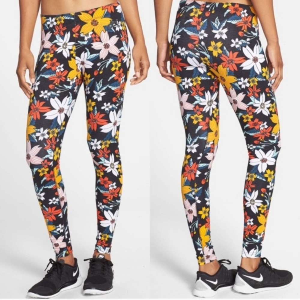 Nike Leggings Size Medium
